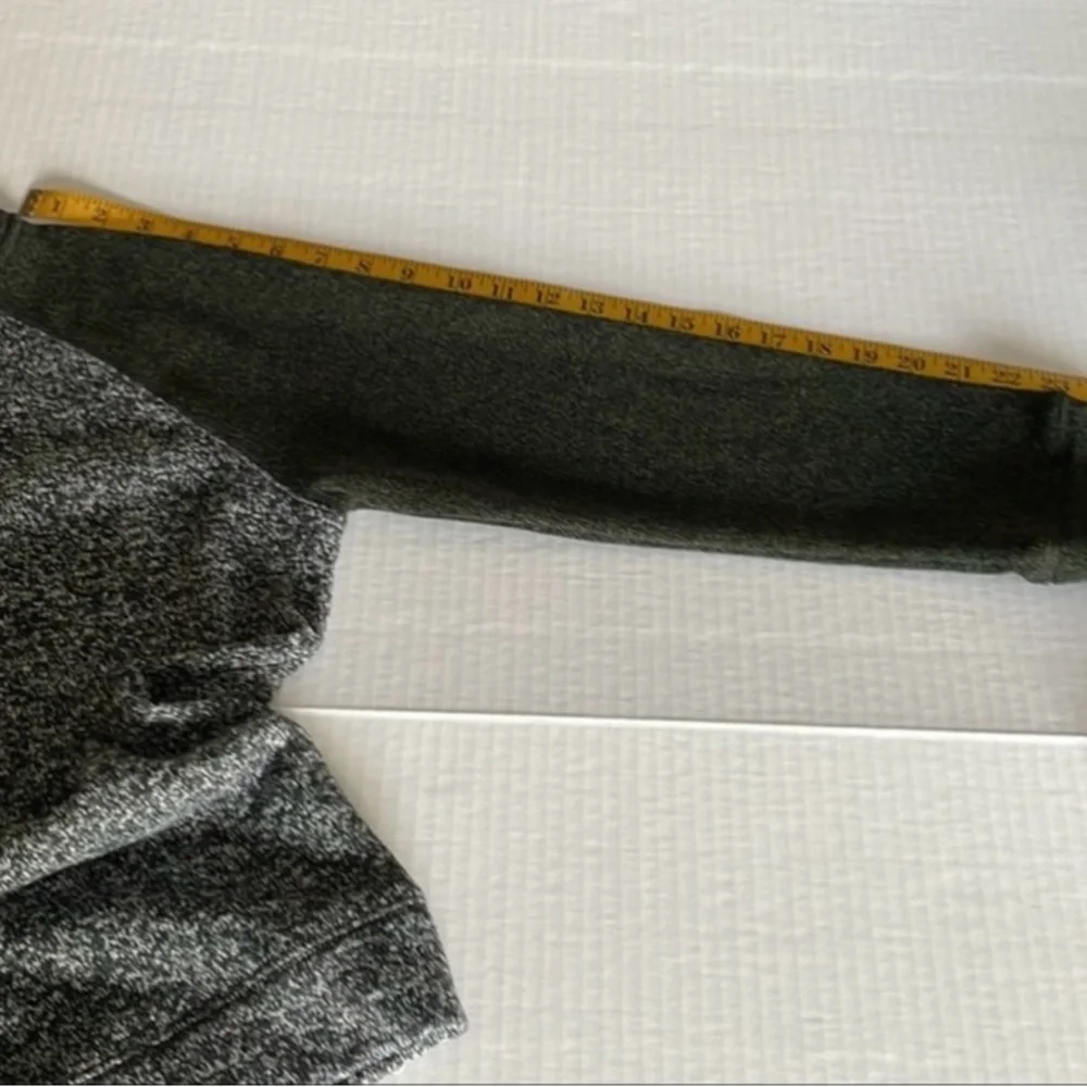 Old Navy fleece quarter zip  gray & black sweatshirt  Boys XL 14-16